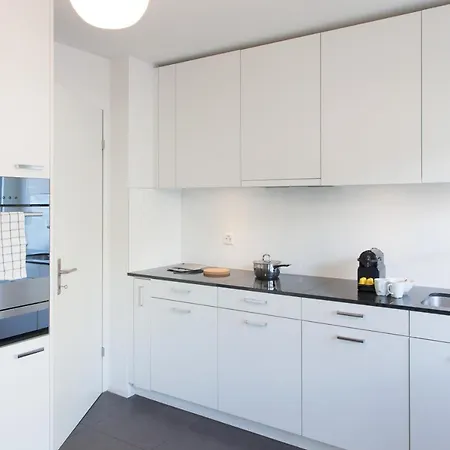 Hitrental Kreuzplatz Apartments * Zurich