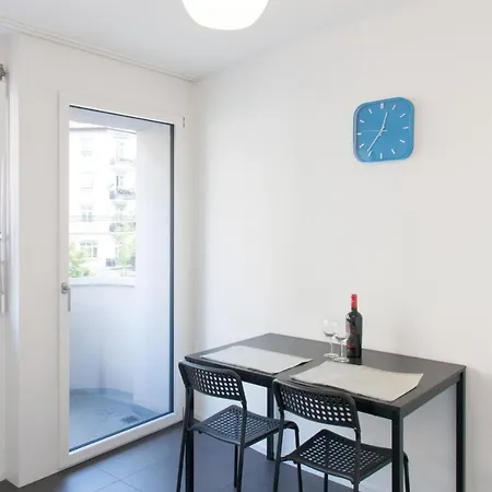 Apartment Hitrental Kreuzplatz Apartments Zurich