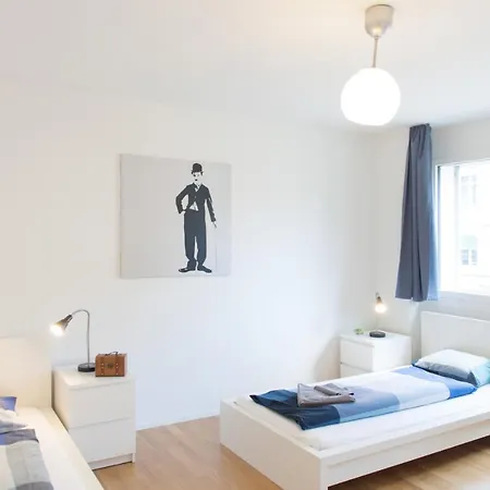 Hitrental Kreuzplatz Apartments Apartment